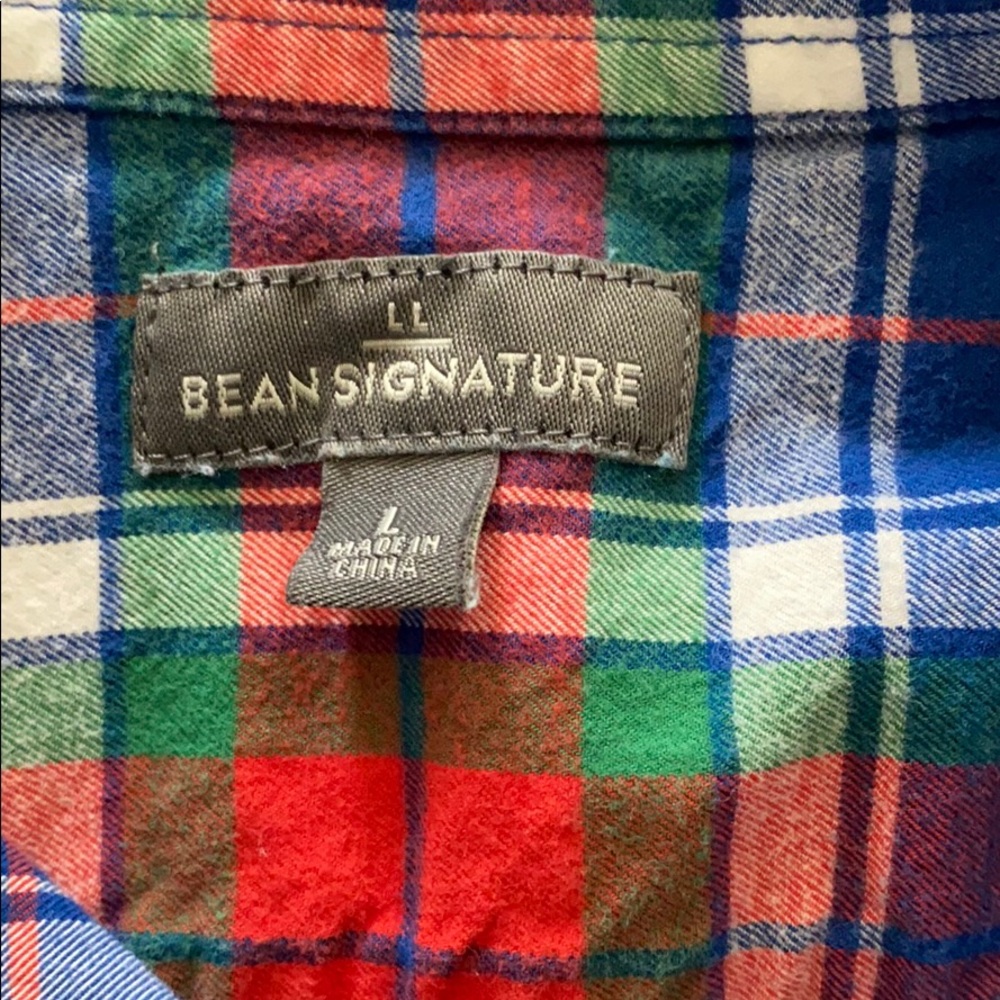 LLBean Signature Button Down Shirt - Picture 2 of 3